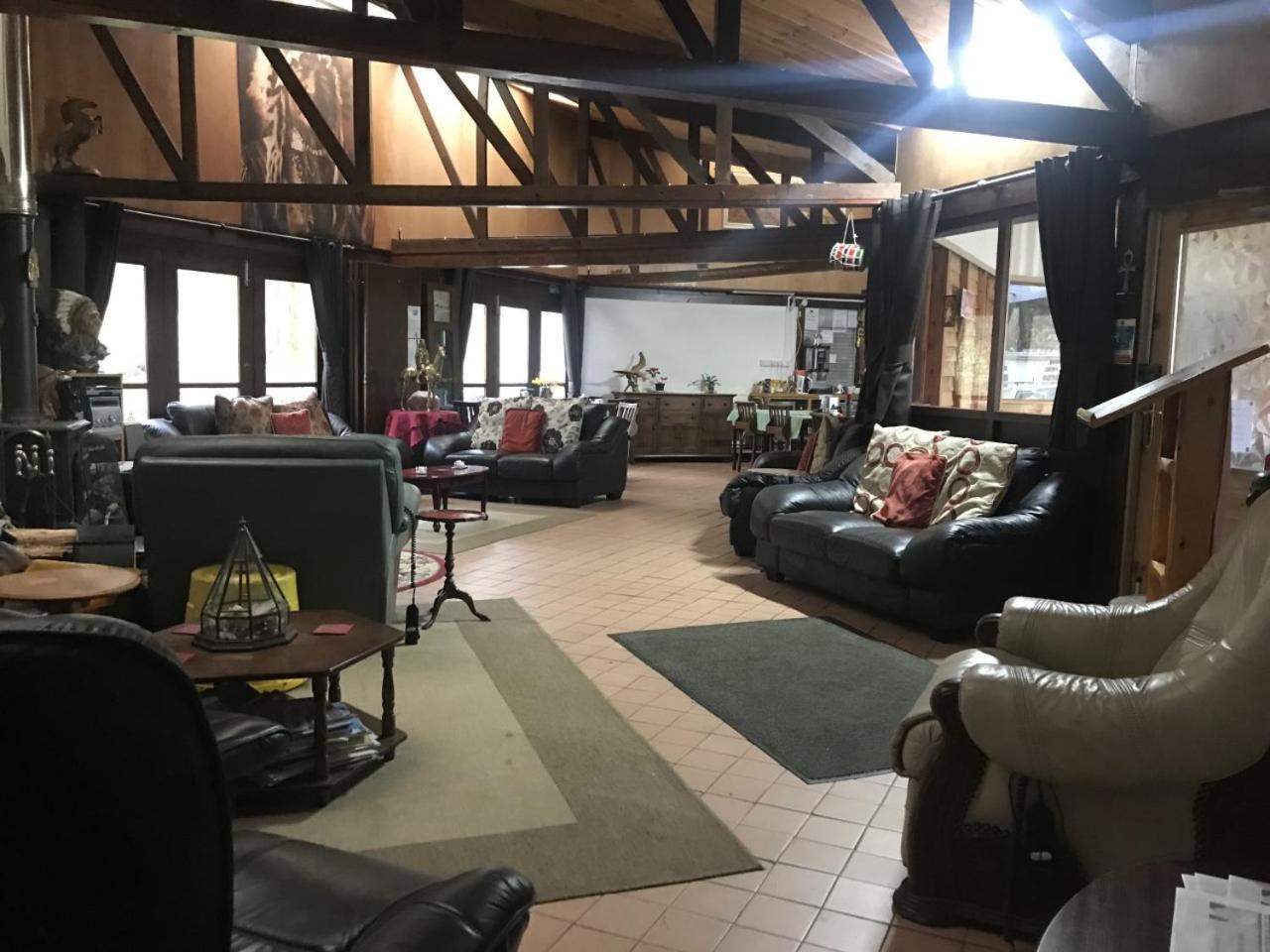 Hafan Y Coed Bed & Breakfast Abercraf Ngoại thất bức ảnh