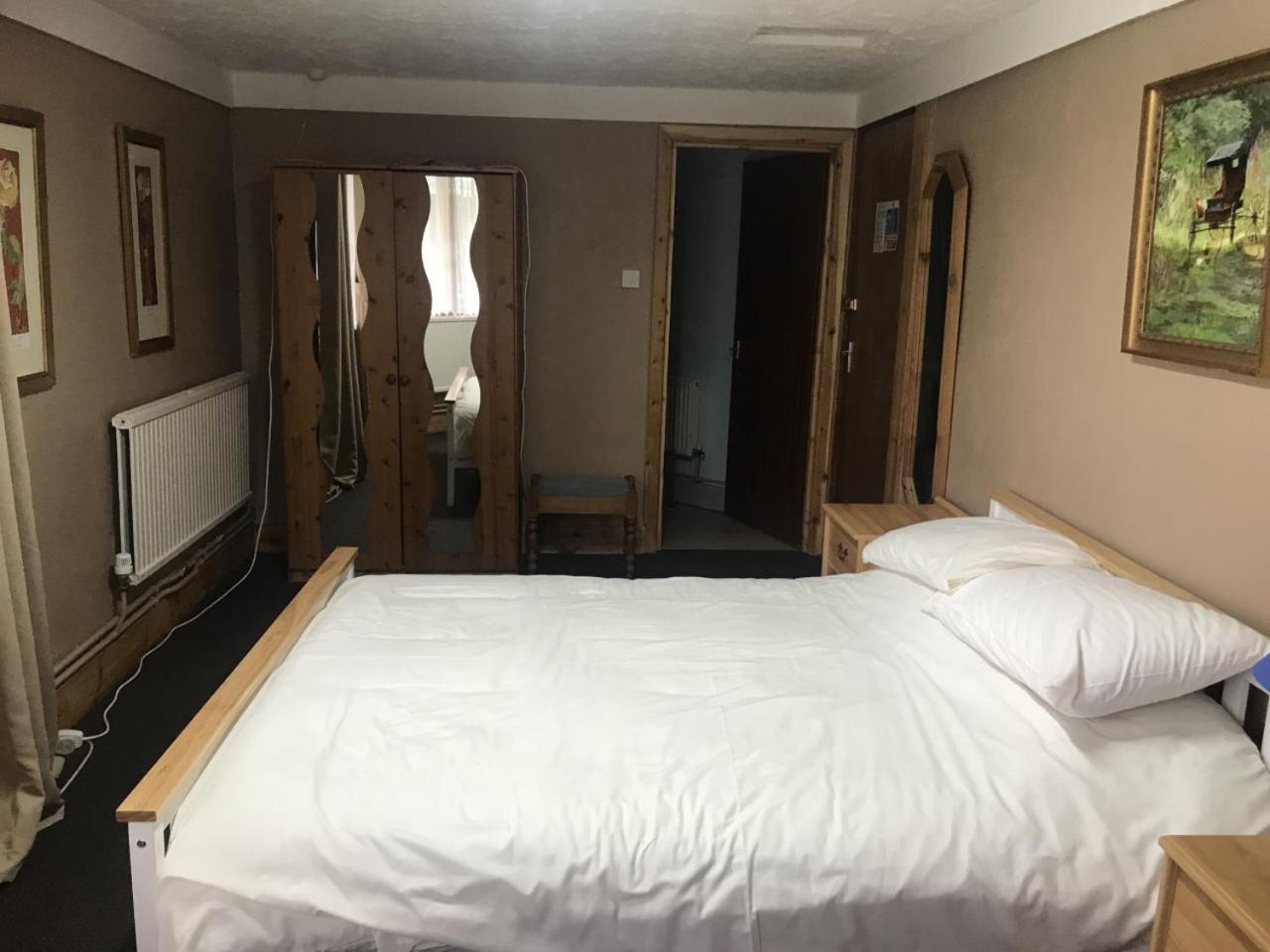 Hafan Y Coed Bed & Breakfast Abercraf Ngoại thất bức ảnh